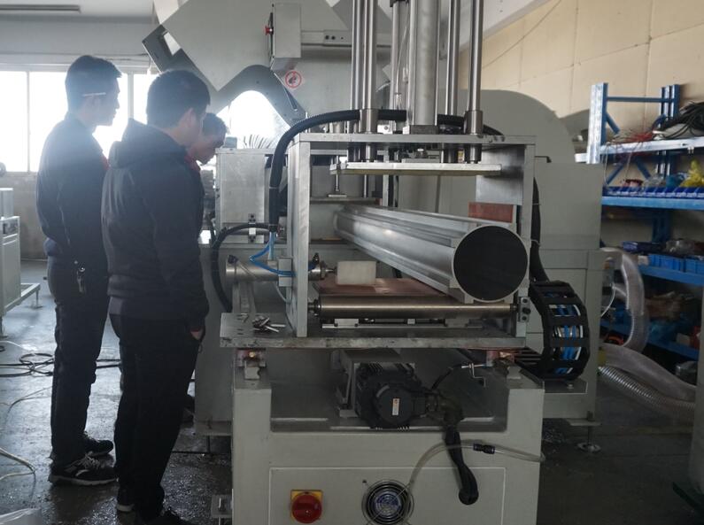 【河北】新能源汽車電動機外殼專用DS-A450切鋁機，實現高精密鋸切